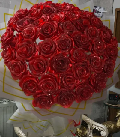 ۵۰ شاخه رز