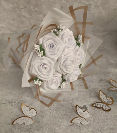 دسته گل هفت شاخه شاین دار با ژیپسوفیلیا
