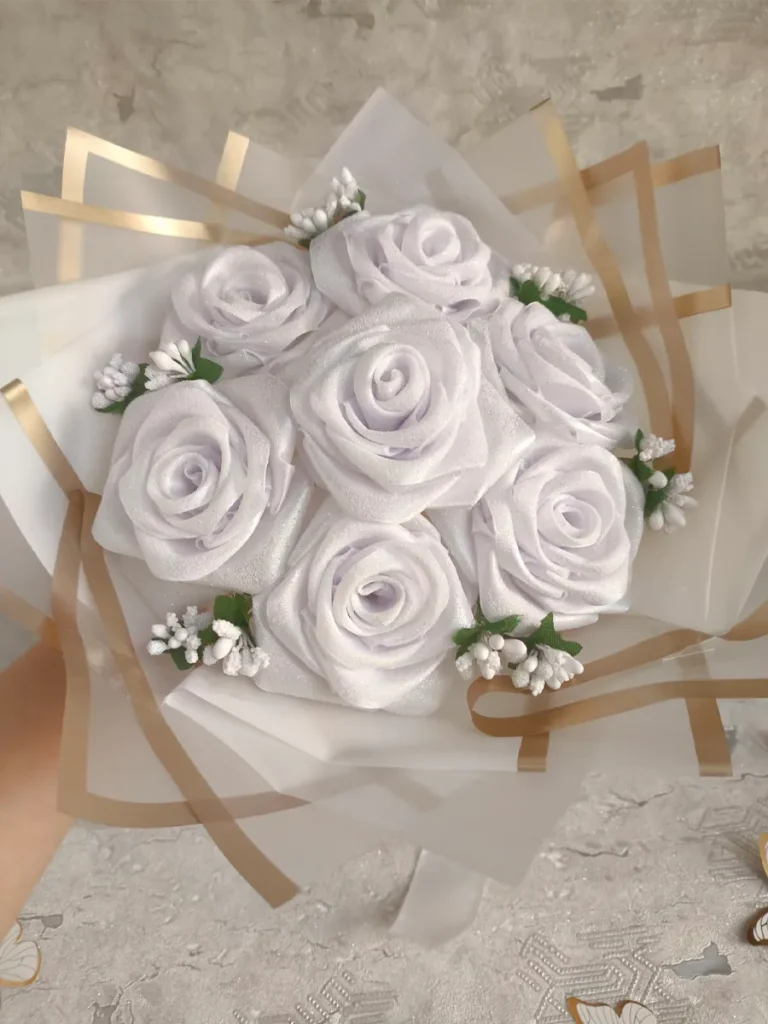 دسته گل هفت شاخه شاین دار